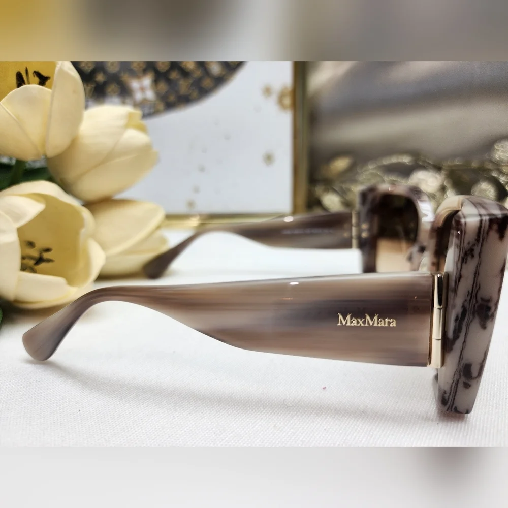 MaxMara nwt hinge
